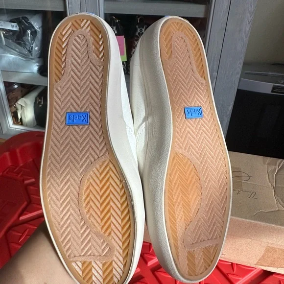 Keds Cream Canvas Lace-Up Sneakers, Size 6.5 - Picture 7 of 8